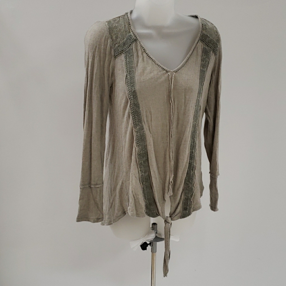 Green blouse